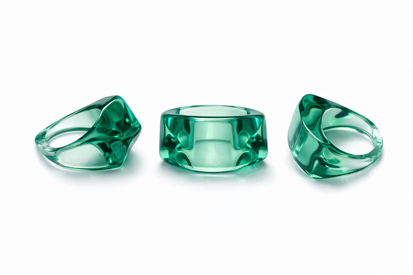 Emerald Current Lucite Ring